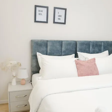 Lindi's 4/7 Apartmán