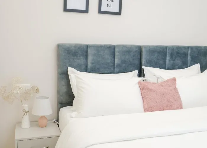 Lindi's 4/7 Apartmán