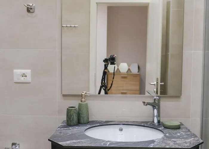 Appartement Lindi's 4/7 Tirana