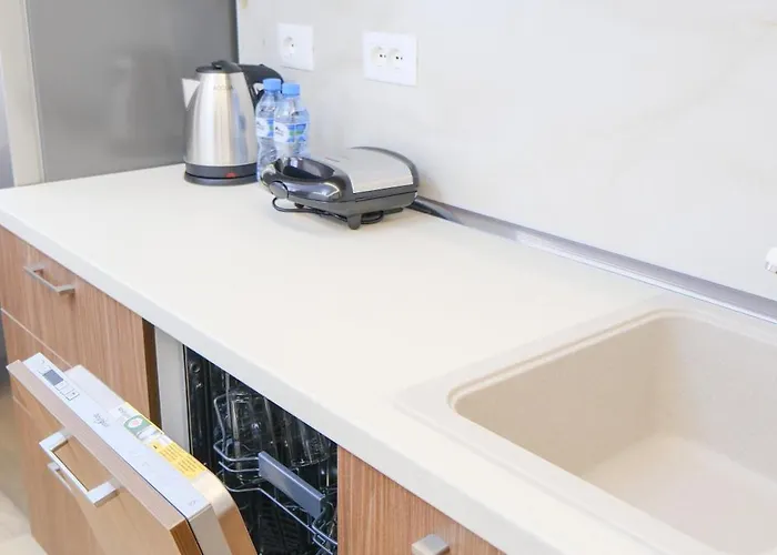 Lindi's 4/7 Apartmán Tirana