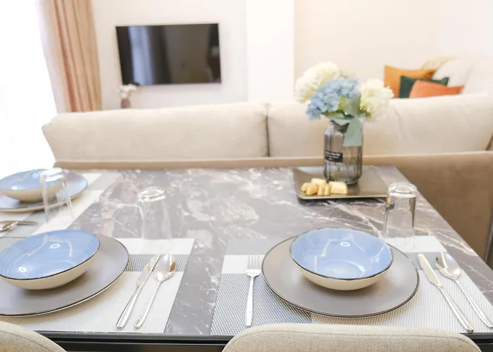 Lindi's 4/7 تيرانا